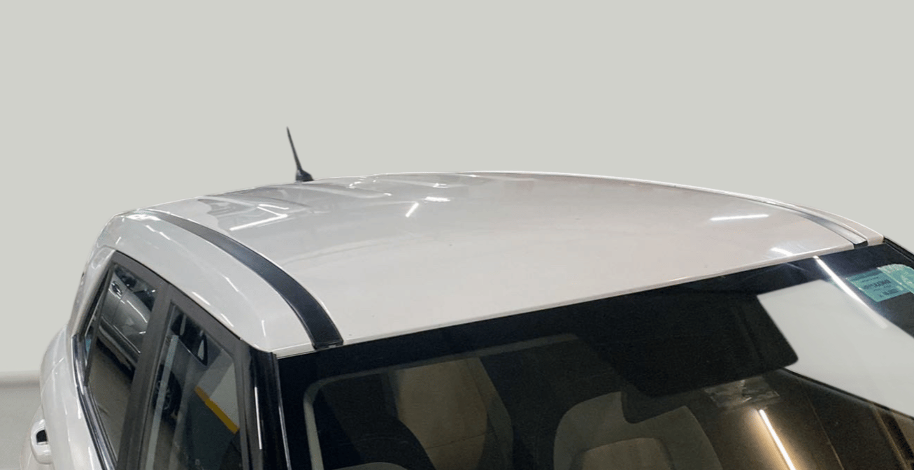 2023 Hyundai VENUE E (O) 1.2 , Petrol, Manual, 15,583 km, Roof