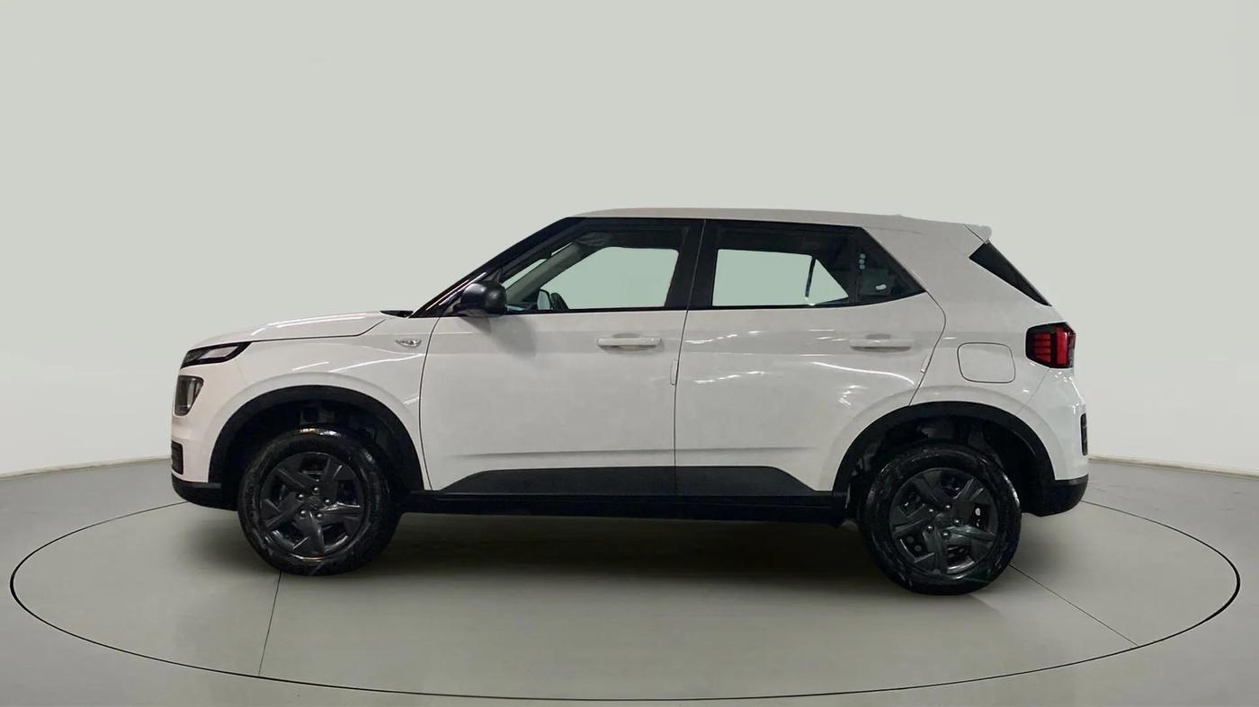2023 Hyundai VENUE E (O) 1.2 , Petrol, Manual, 15,583 km, Left Side