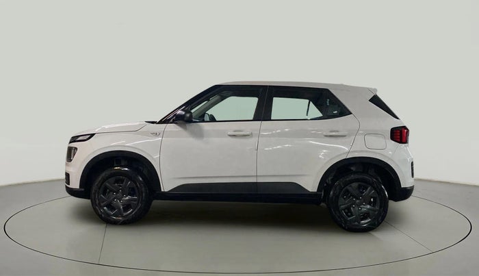 2023 Hyundai VENUE E (O) 1.2 , Petrol, Manual, 15,543 km, Left Side