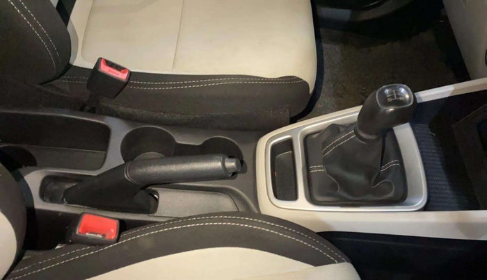 2023 Hyundai VENUE E (O) 1.2 , Petrol, Manual, 15,543 km, Gear Lever