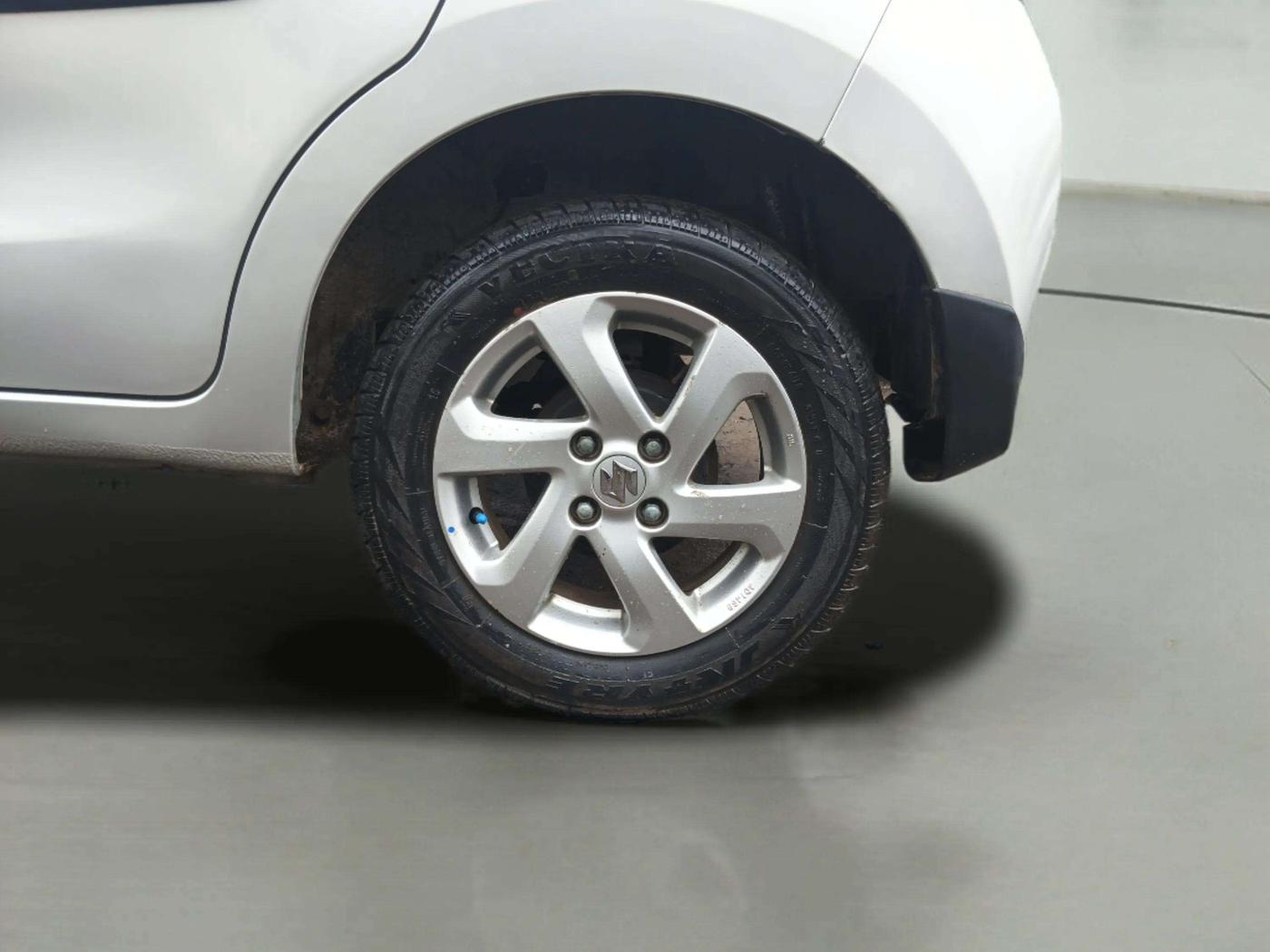 2016 Maruti Celerio ZXI (O), Petrol, Manual, 53,857 km, Left Rear Wheel