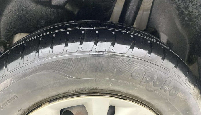 2018 Maruti Swift VXI AMT, Petrol, Automatic, 36,691 km, Left Rear Tyre Tread