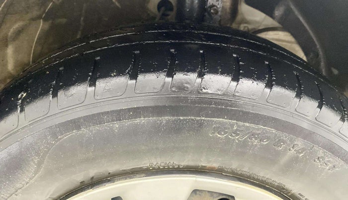 2018 Maruti Swift VXI AMT, Petrol, Automatic, 36,691 km, Right Front Tyre Tread