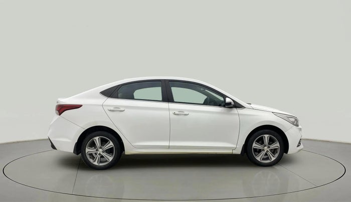 2018 Hyundai Verna 1.6 VTVT SX, Petrol, Manual, 87,527 km, Right Side View