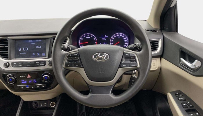 2018 Hyundai Verna 1.6 VTVT SX, Petrol, Manual, 87,527 km, Steering Wheel Close Up