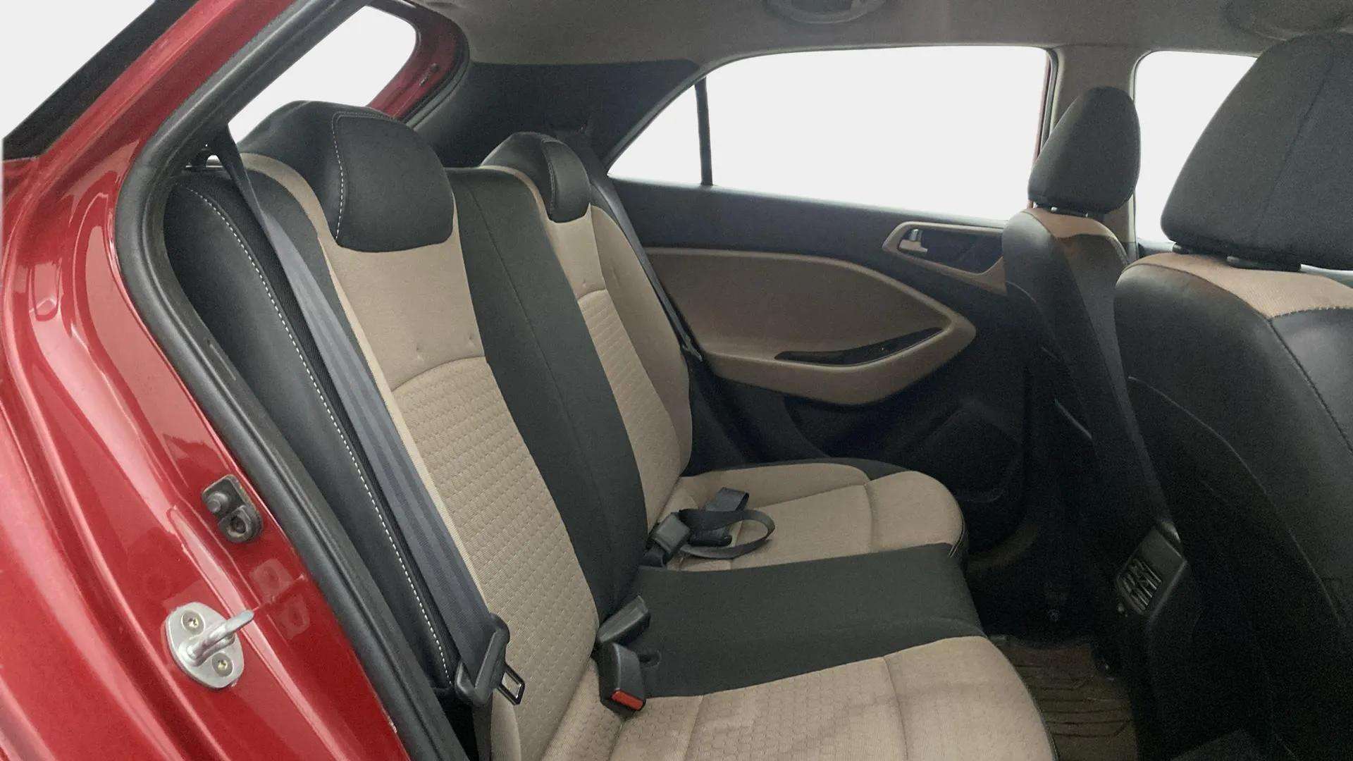 Rear-Cabin-View