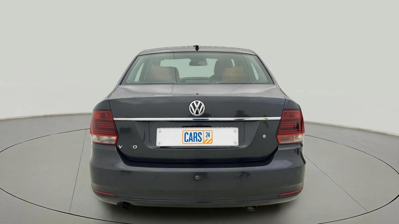2016 Volkswagen Vento COMFORTLINE 1.2 TSI AT, Petrol, Automatic, 51,014 km, Back/Rear