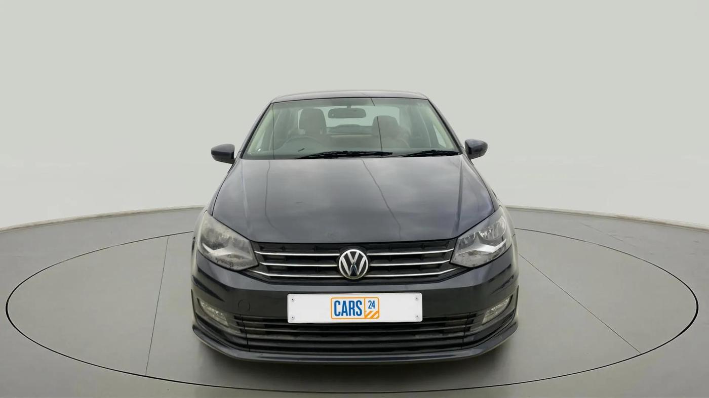 2016 Volkswagen Vento COMFORTLINE 1.2 TSI AT, Petrol, Automatic, 51,014 km, Front