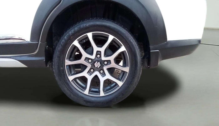 2024 Maruti XL6 ZETA CNG, CNG, Manual, 24,007 km, Left Rear Wheel