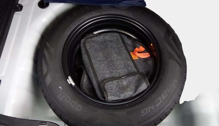 2024 Maruti XL6 ZETA CNG, CNG, Manual, 24,007 km, Spare Tyre