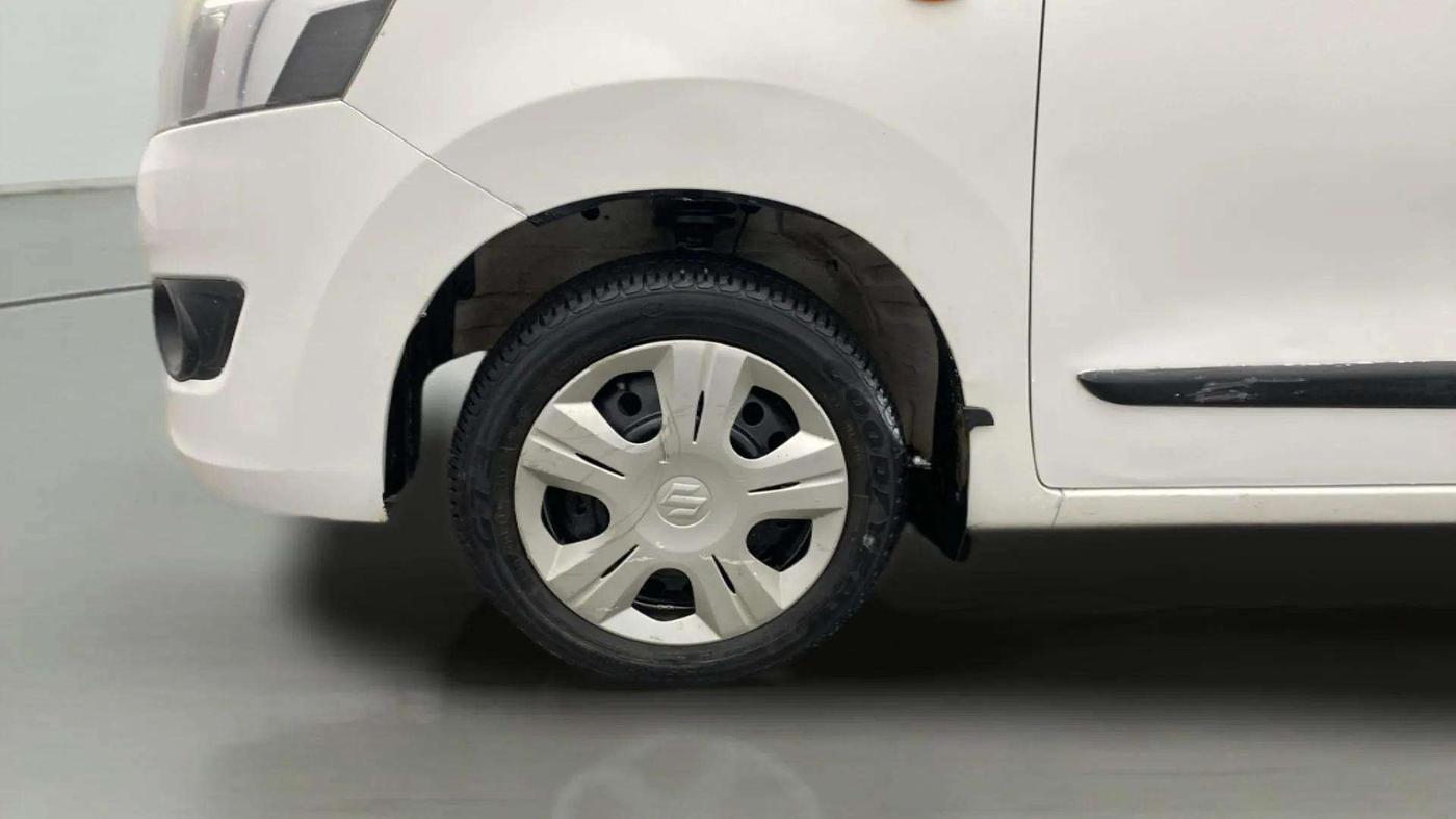 2018 Maruti Wagon R 1.0 VXI, Petrol, Manual, 32,002 km, Left Front Wheel