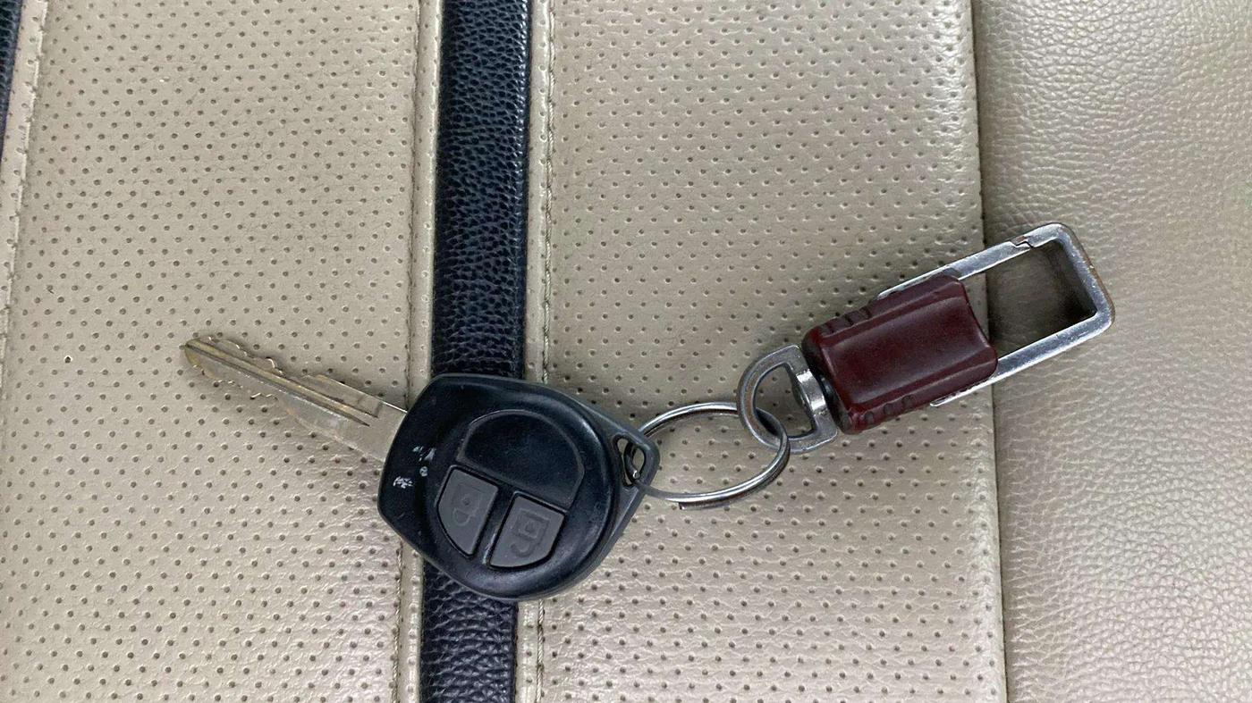 2018 Maruti Wagon R 1.0 VXI, Petrol, Manual, 32,002 km, Key Close Up