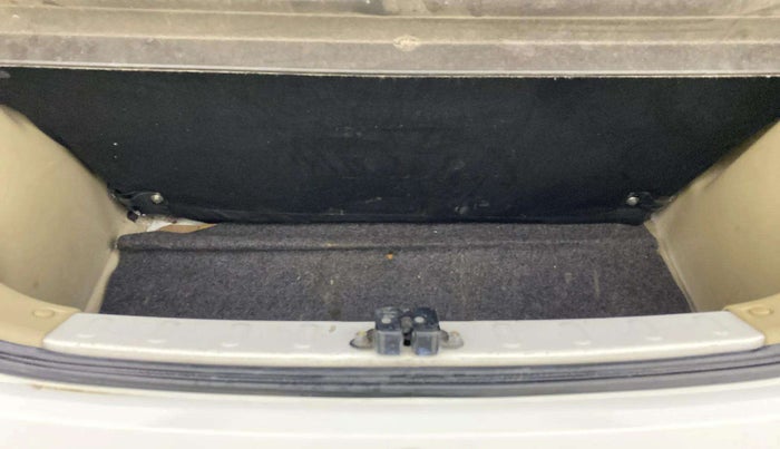 2014 Honda Brio VX MT, Petrol, Manual, 54,104 km, Boot Inside