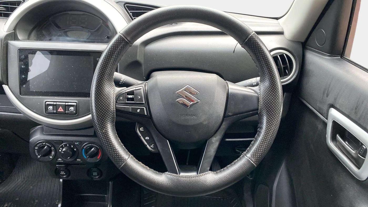 2022 Maruti S PRESSO VXI PLUS (O) AMT, Petrol, Automatic, 15,591 km, Steering Wheel Close Up