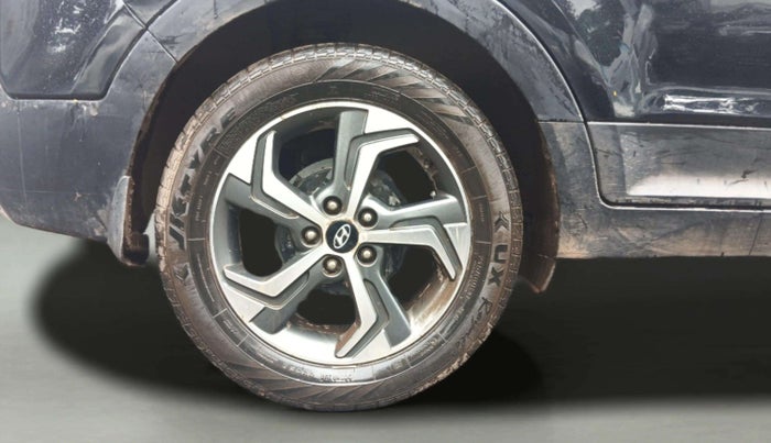 2018 Hyundai Creta SX AT 1.6 DIESEL, Diesel, Automatic, 88,411 km, Right Rear Wheel