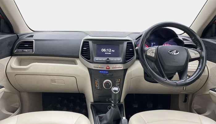 2020 Mahindra XUV300 W6 1.2 PETROL, Petrol, Manual, 40,600 km, Dashboard