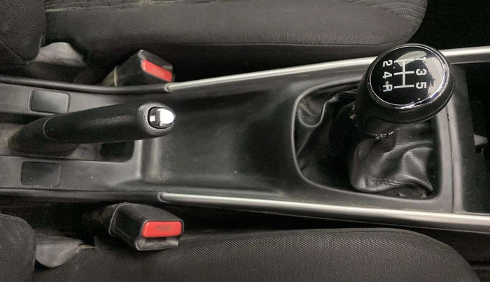2016 Maruti Baleno ALPHA PETROL 1.2, Petrol, Manual, 71,863 km, Gear Lever