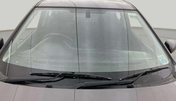 2016 Maruti Baleno ALPHA PETROL 1.2, Petrol, Manual, 71,863 km, Front Windshield
