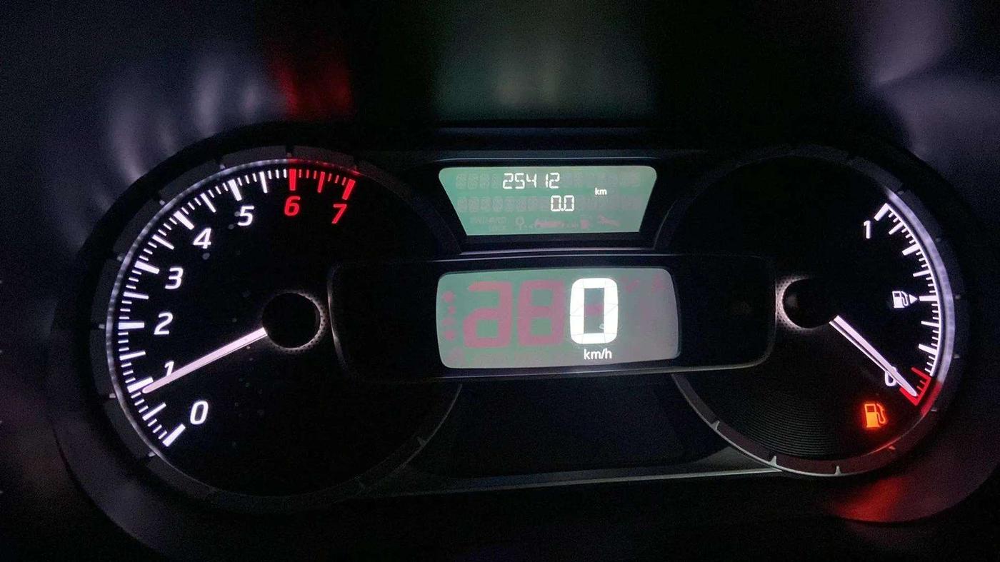 2020 Nissan Kicks XV PREMIUM (O) TURBO 1.3, Petrol, Manual, 25,417 km, Odometer Image