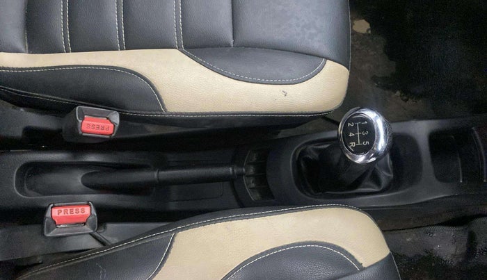 2014 Maruti Wagon R 1.0 LXI, Petrol, Manual, 57,872 km, Gear Lever
