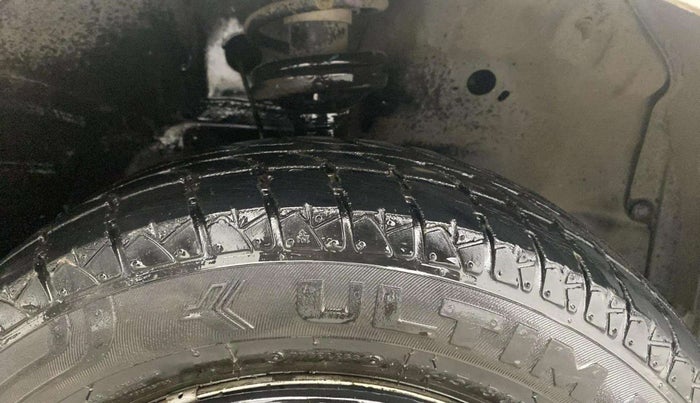 2014 Maruti Wagon R 1.0 LXI, Petrol, Manual, 57,872 km, Right Front Tyre Tread