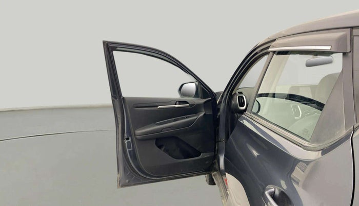 2022 KIA SONET HTK 1.5, Diesel, Manual, 50,276 km, LHS Front Door