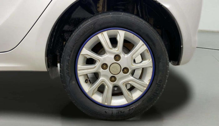 2018 Tata Tiago XZ PETROL, Petrol, Manual, 77,176 km, Left Rear Wheel