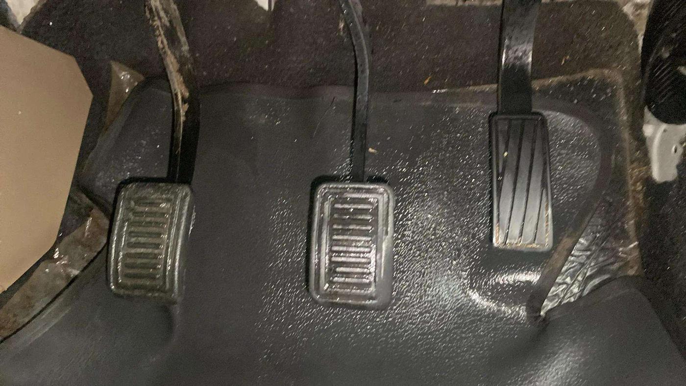 2020 Mahindra Bolero B6 (O), Diesel, Manual, 68,234 km, Pedals