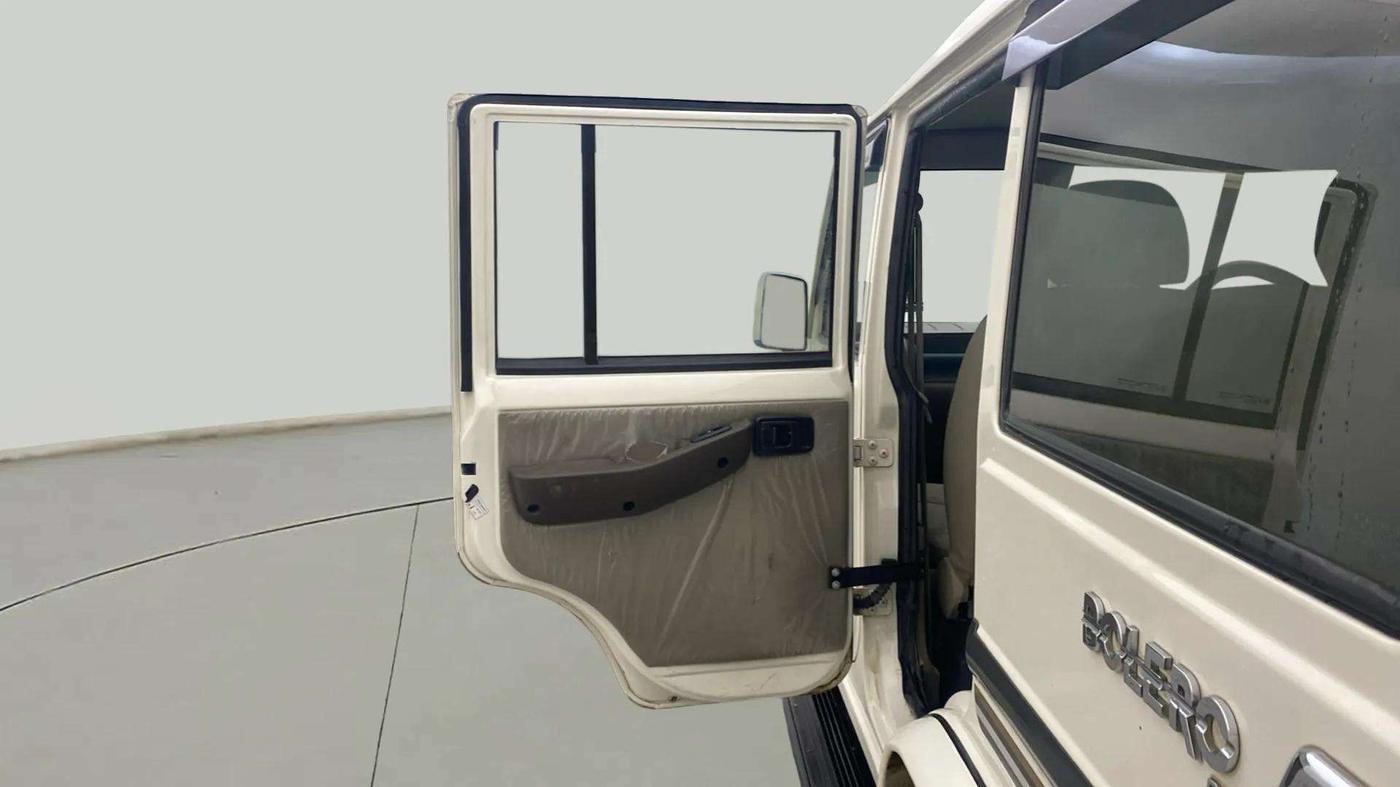 2020 Mahindra Bolero B6 (O), Diesel, Manual, 68,234 km, LHS Rear Door