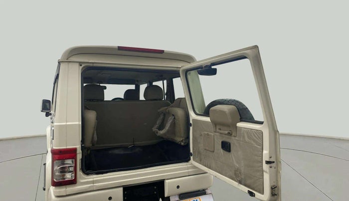 2020 Mahindra Bolero B6 (O), Diesel, Manual, 68,234 km, Boot Inside