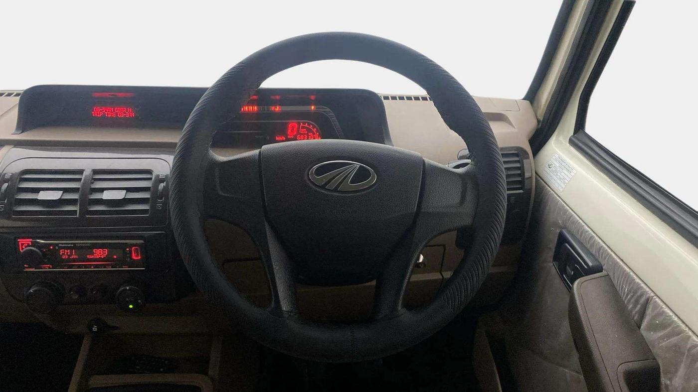 2020 Mahindra Bolero B6 (O), Diesel, Manual, 68,234 km, Steering Wheel Close Up
