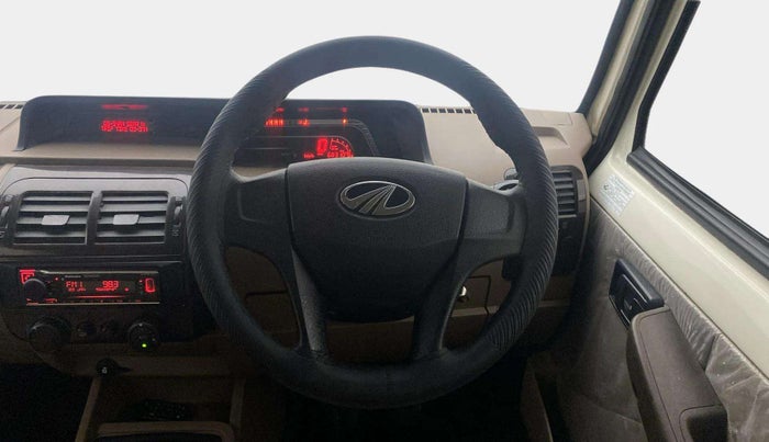 2020 Mahindra Bolero B6 (O), Diesel, Manual, 68,234 km, Steering Wheel Close Up