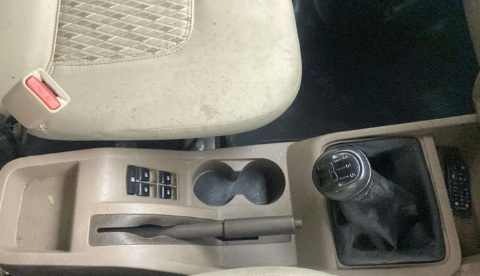 2020 Mahindra Bolero B6 (O), Diesel, Manual, 68,234 km, Gear Lever
