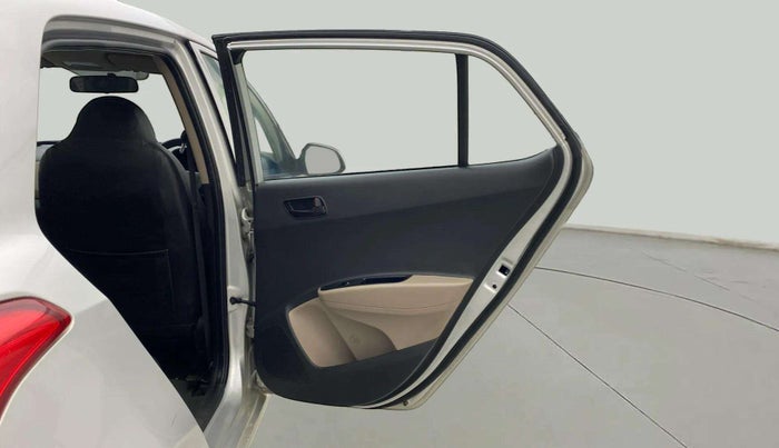 2018 Hyundai Grand i10 MAGNA AT 1.2 KAPPA VTVT, Petrol, Automatic, 47,317 km, RHS Rear Door