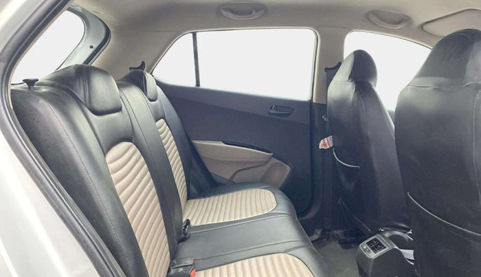 2018 Hyundai Grand i10 MAGNA AT 1.2 KAPPA VTVT, Petrol, Automatic, 47,317 km, Right Side Rear Door Cabin
