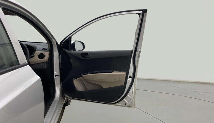 2018 Hyundai Grand i10 MAGNA AT 1.2 KAPPA VTVT, Petrol, Automatic, 47,317 km, RHS Front Door