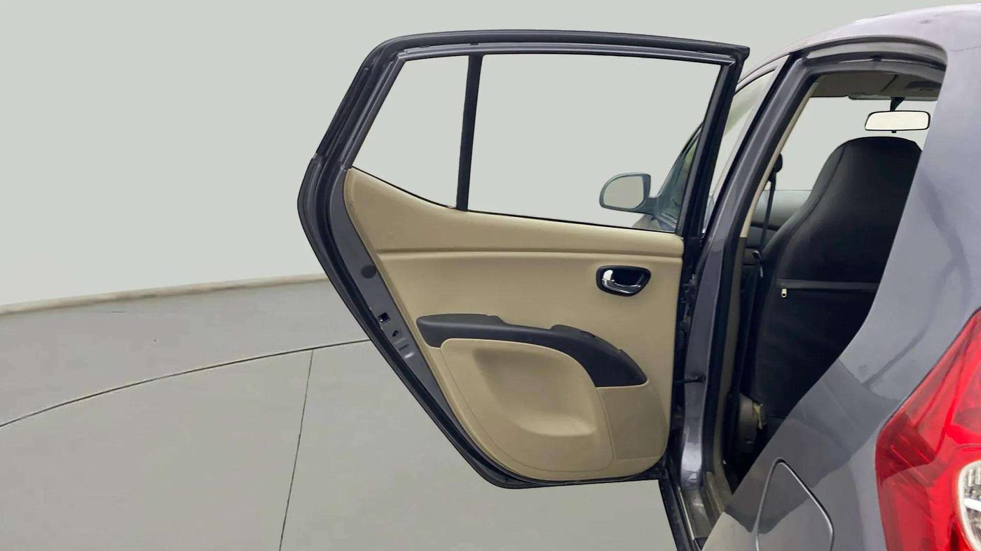 2016 Hyundai i10 SPORTZ 1.1, Petrol, Manual, 50,586 km, LHS Rear Door