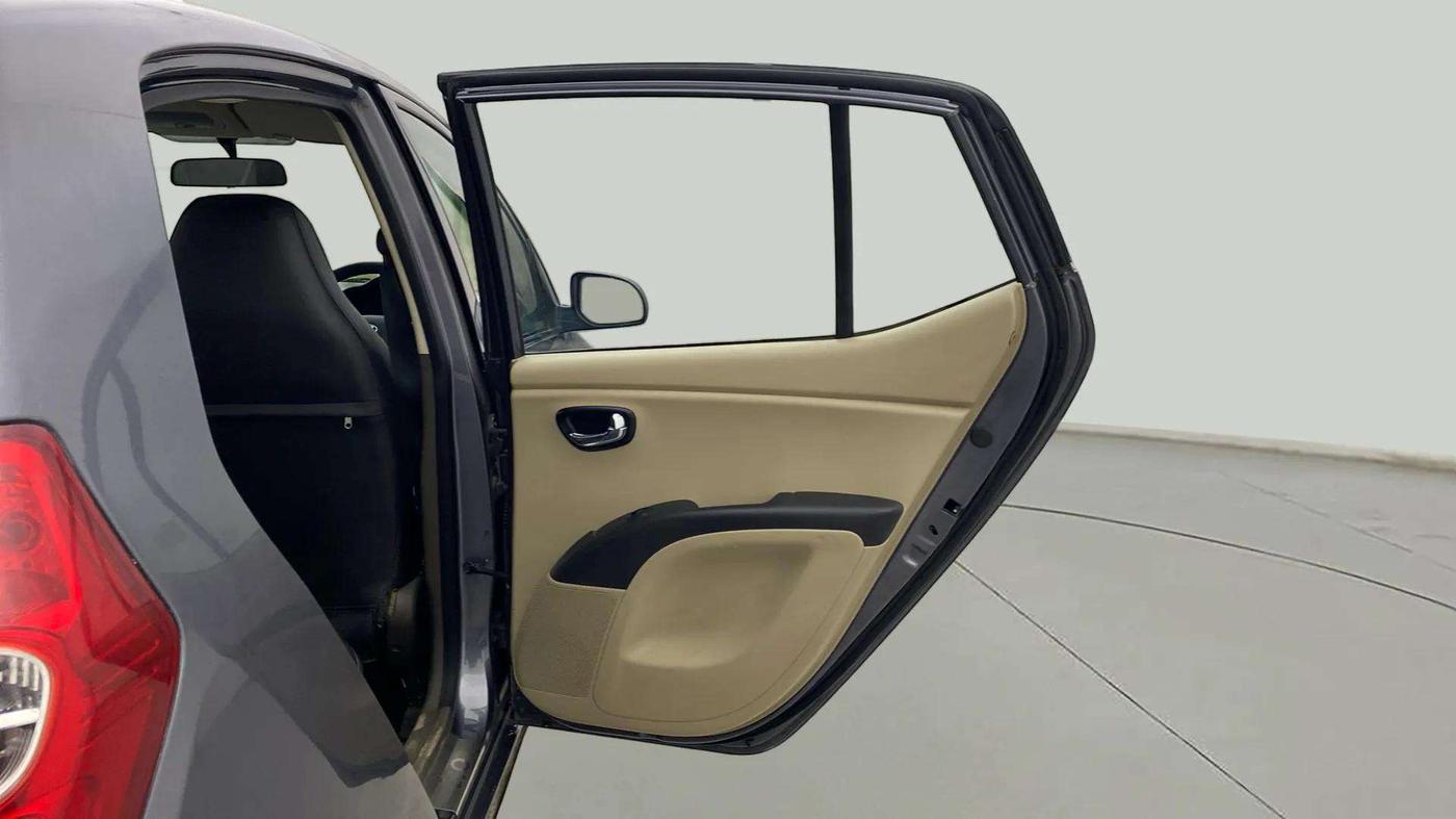 2016 Hyundai i10 SPORTZ 1.1, Petrol, Manual, 50,586 km, RHS Rear Door