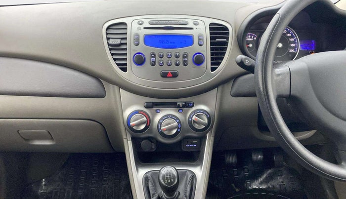 2016 Hyundai i10 SPORTZ 1.1, Petrol, Manual, 50,586 km, Air Conditioner