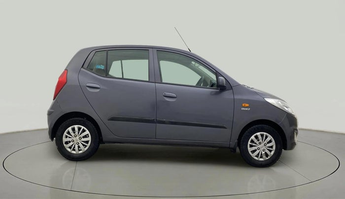2016 Hyundai i10 SPORTZ 1.1, Petrol, Manual, 50,586 km, Right Side View