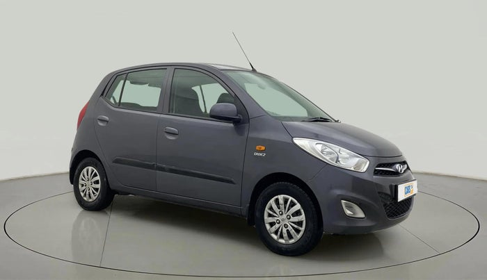 2016 Hyundai i10 SPORTZ 1.1, Petrol, Manual, 50,586 km, Right Front Diagonal