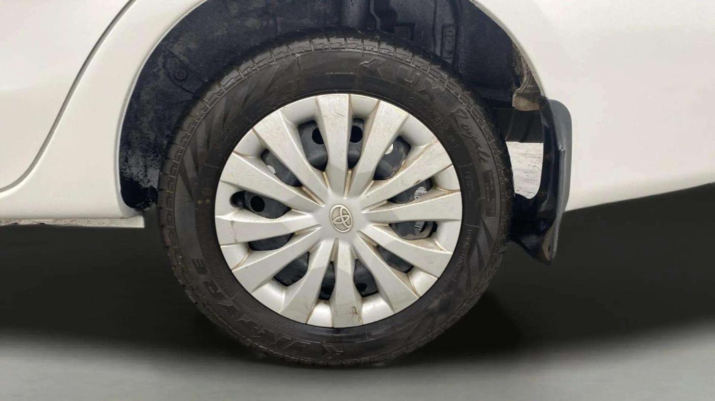 2013 Toyota Etios G, Petrol, Manual, 57,884 km, Left Rear Wheel