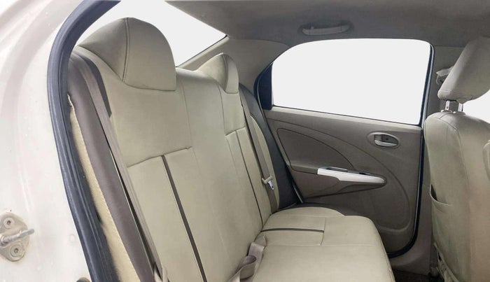 2013 Toyota Etios G, Petrol, Manual, 57,884 km, Right Side Rear Door Cabin