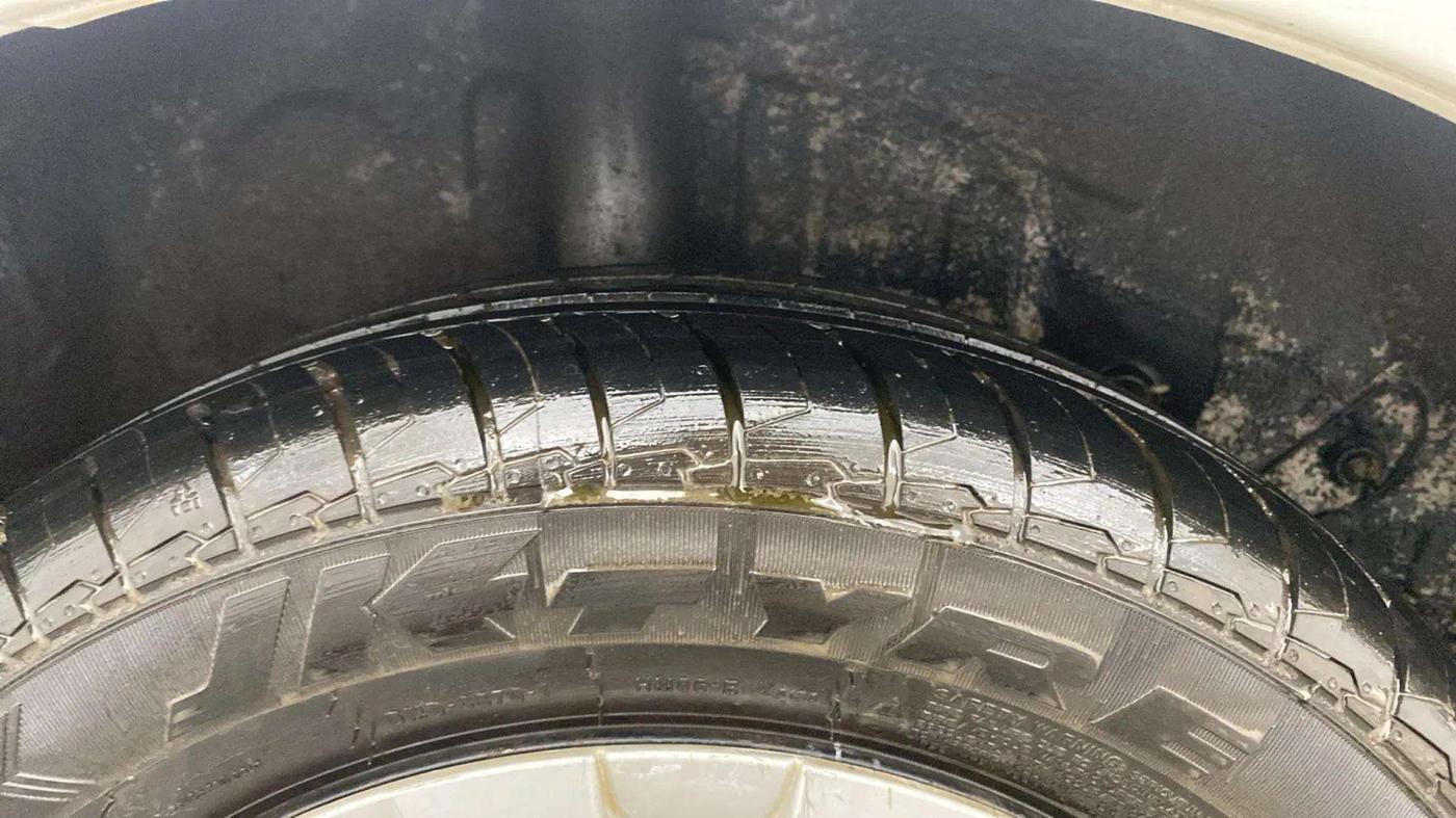 2013 Toyota Etios G, Petrol, Manual, 57,884 km, Right Rear Tyre Tread