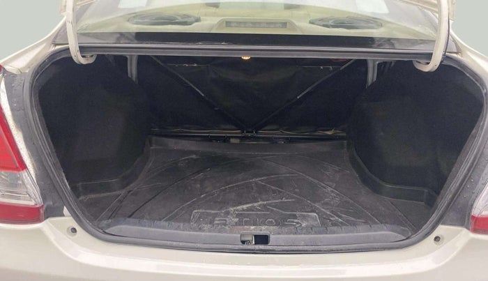2013 Toyota Etios G, Petrol, Manual, 57,884 km, Boot Inside