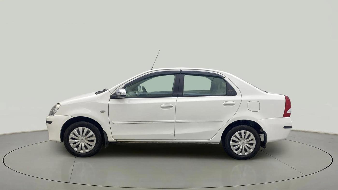 2013 Toyota Etios G, Petrol, Manual, 57,884 km, Left Side