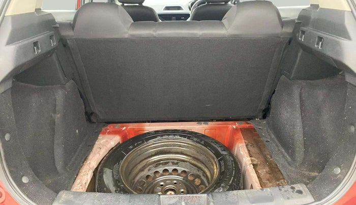 2018 Tata NEXON XM DIESEL, Diesel, Manual, 96,108 km, Boot Inside