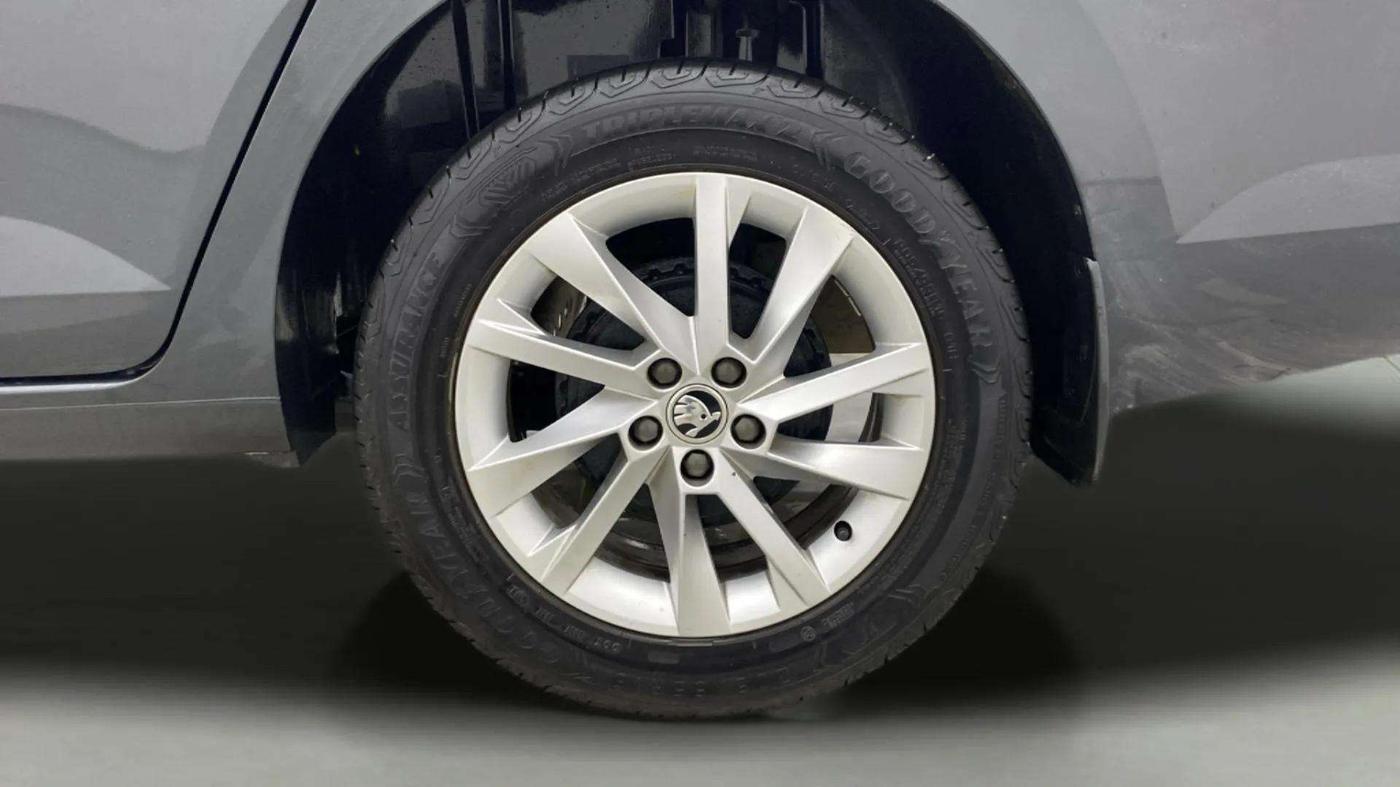 2023 Skoda SLAVIA Ambition 1.5L TSI, Petrol, Manual, 21,223 km, Left Rear Wheel