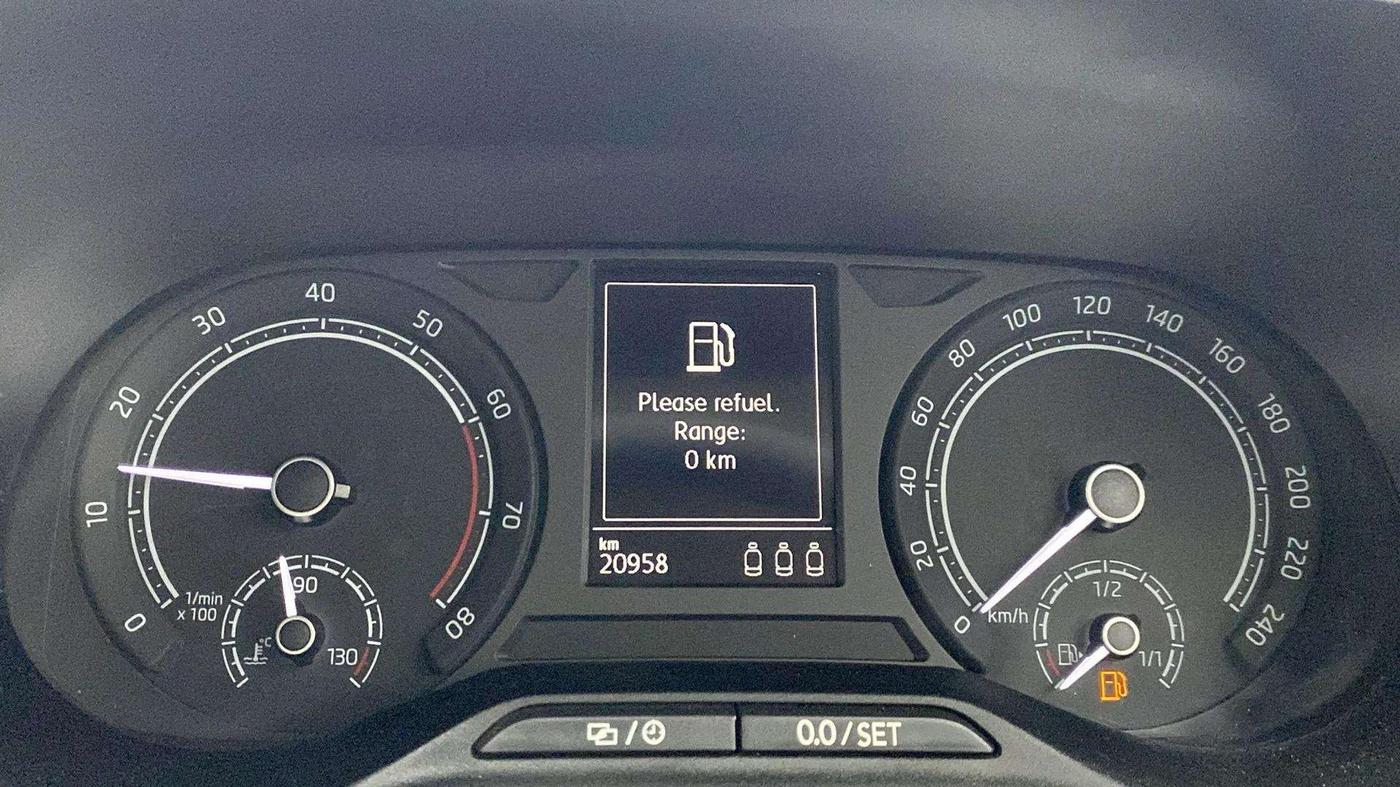 2023 Skoda SLAVIA Ambition 1.5L TSI, Petrol, Manual, 21,223 km, Odometer Image