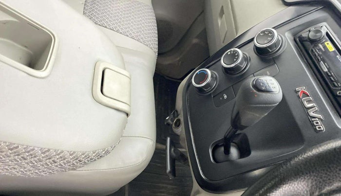 2017 Mahindra Kuv100 K4 6 STR, Petrol, Manual, 20,129 km, Gear Lever